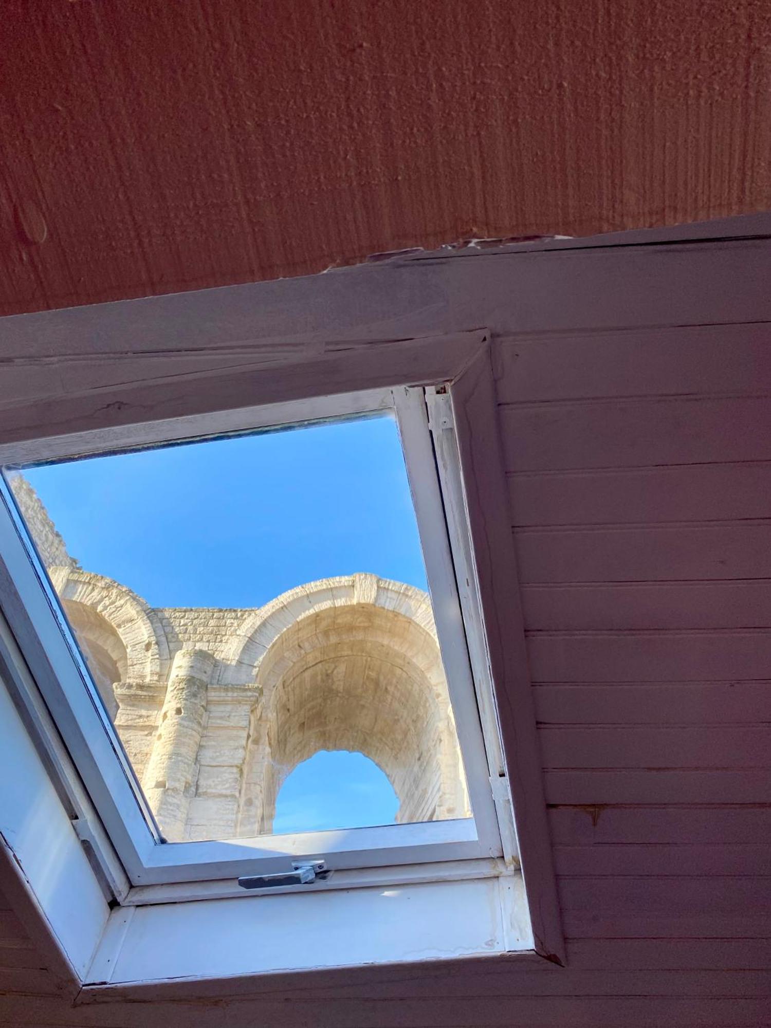 La De Vincent Arles
